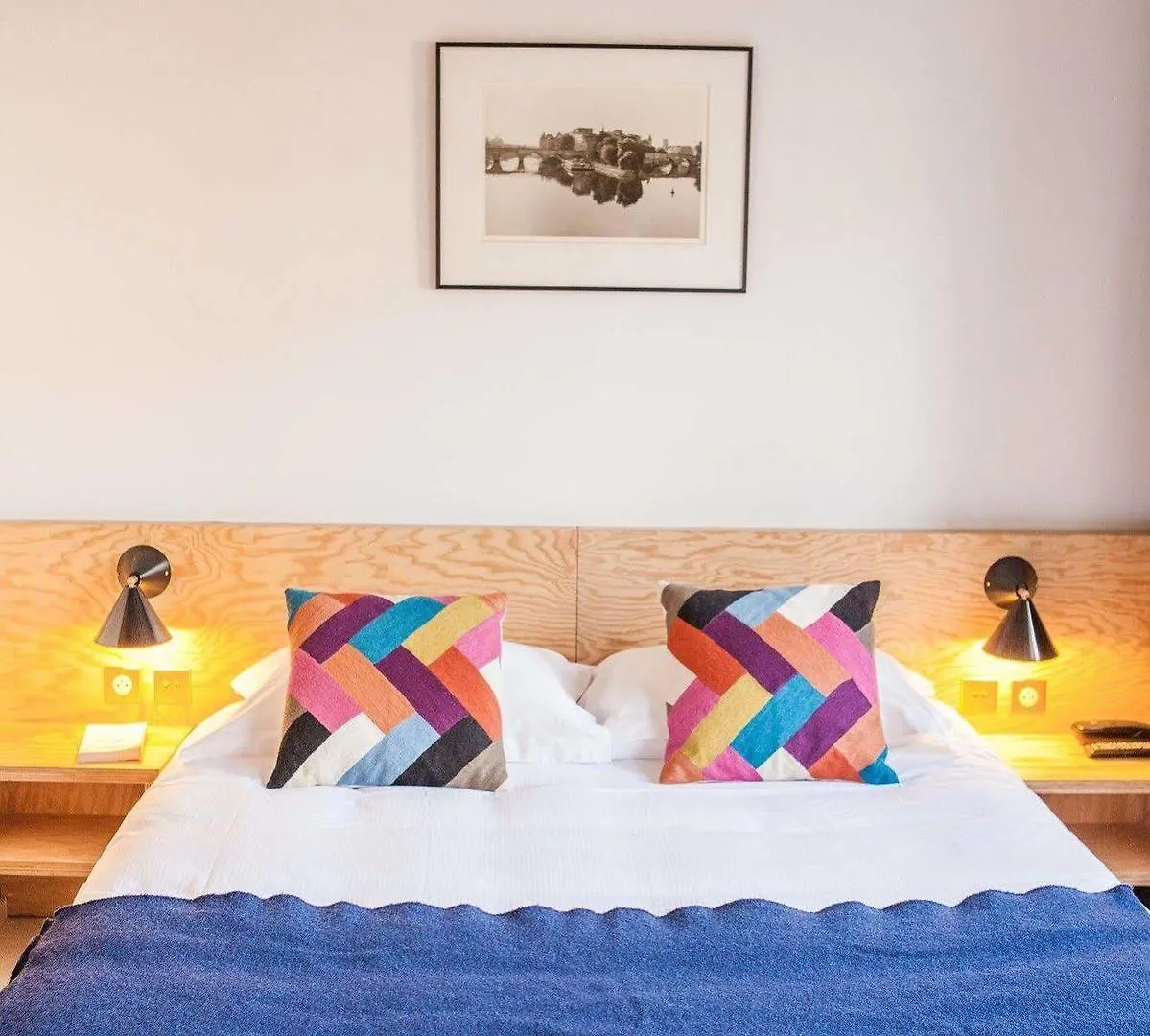 Montholon Hotel Paříž